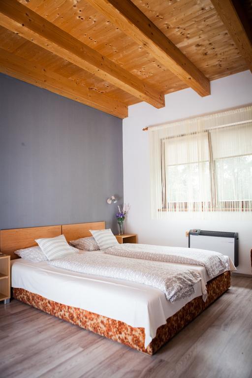 Lesní Penzion Vranov Vranov nad Dyjí Exterior foto