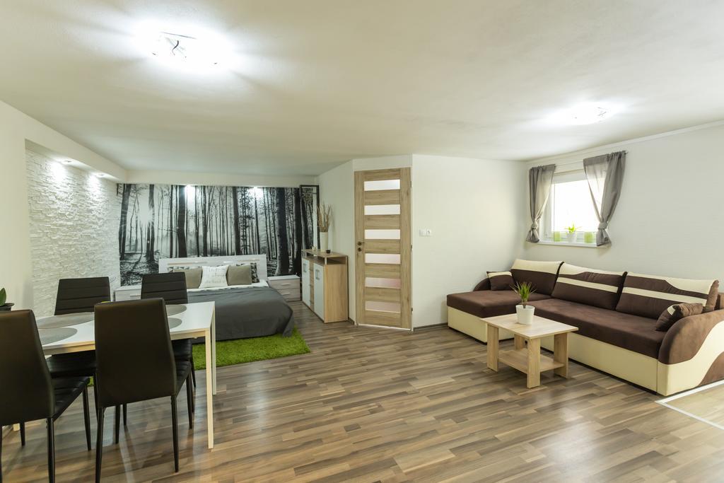 Lesní Penzion Vranov Vranov nad Dyjí Exterior foto